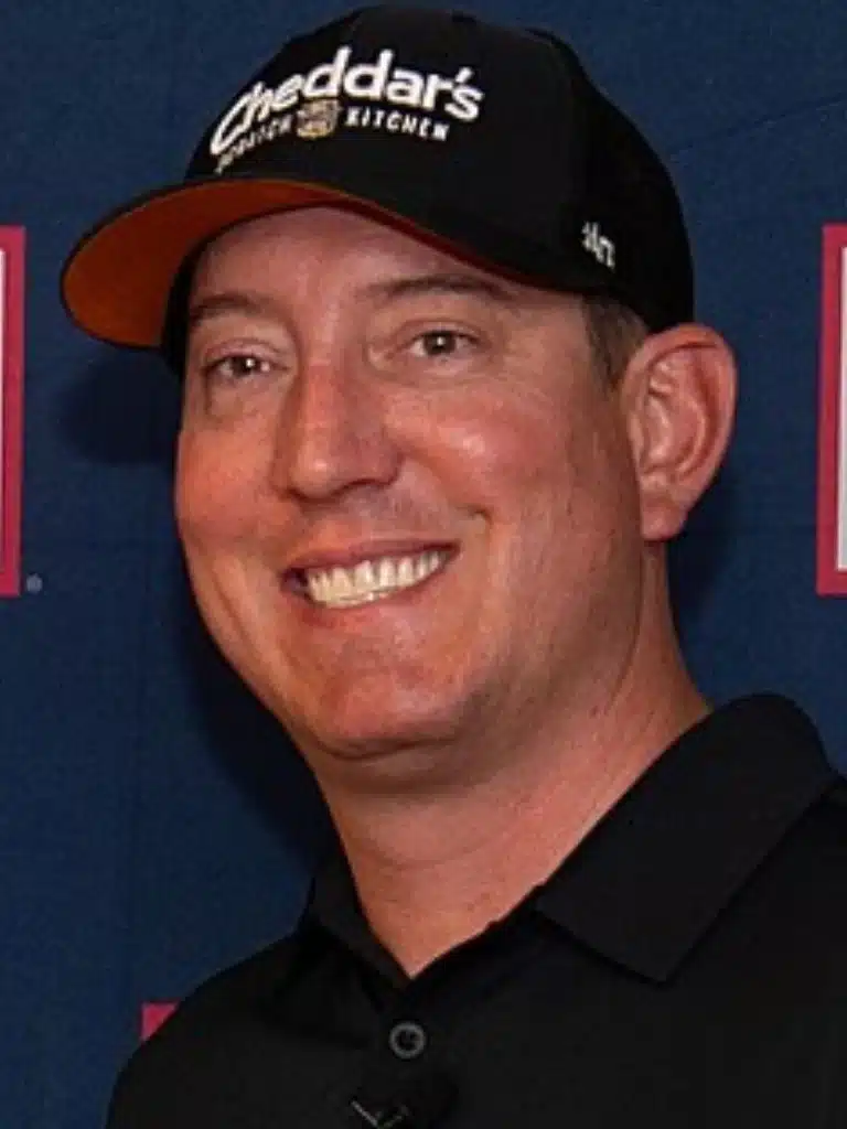 Kyle Busch Biography: Wiki, Age, Career, Height, Weight, Boyfriend, Net Worth & More
